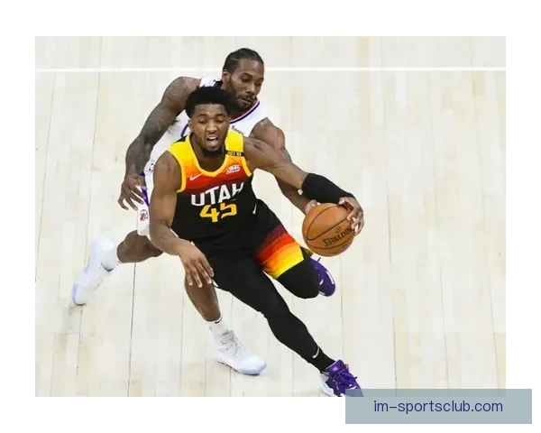 泰伦卢称加兰是顶尖射手鼓励多投三分抓住机会勇敢出手